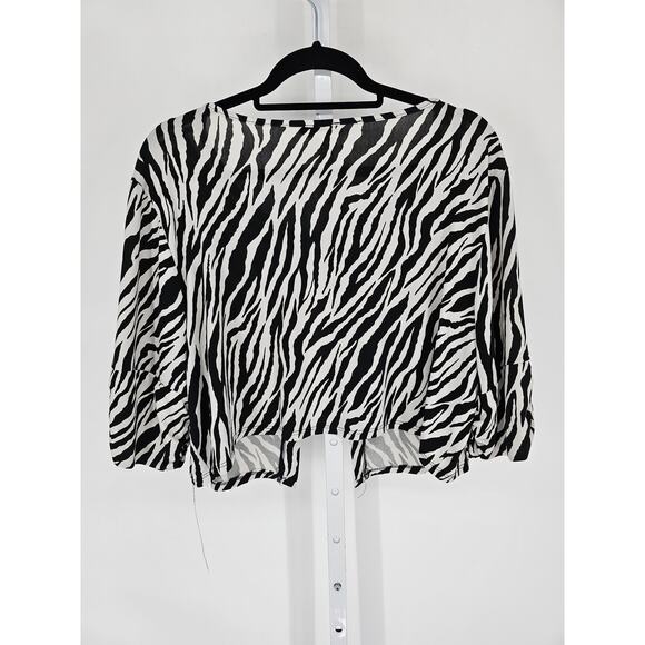 Intriguing Threads Womens Sz M Cropped 3/4 Sleeve Cardigan Zebra Print Cape - Picture 4 of 4